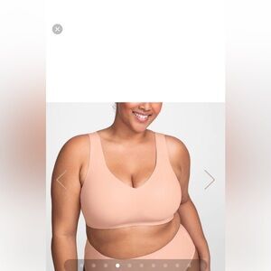 Seamless Soft Peach Bralette